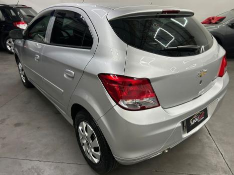 CHEVROLET Onix Hatch 1.0 4P FLEX LT, Foto 4