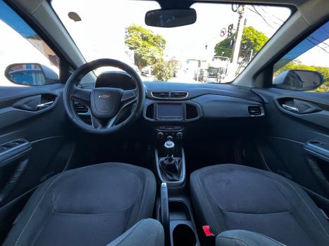 CHEVROLET Onix Hatch 1.4 4P FLEX LTZ, Foto 12