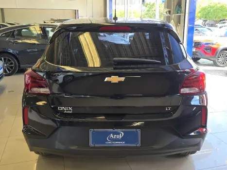 CHEVROLET Onix Hatch 1.0 4P FLEX LT TURBO, Foto 5