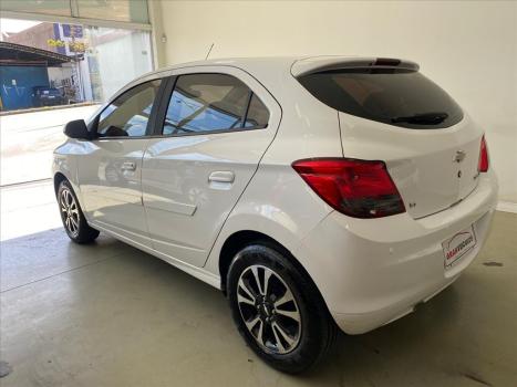 CHEVROLET Onix Hatch 1.4 4P FLEX LT, Foto 4