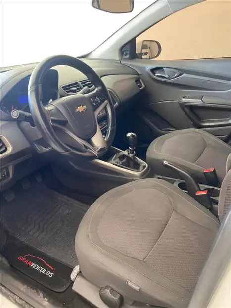 CHEVROLET Onix Hatch 1.4 4P FLEX LT, Foto 8