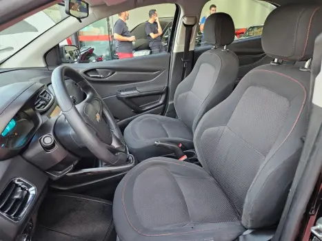 CHEVROLET Onix Hatch 1.4 4P FLEX LTZ, Foto 7