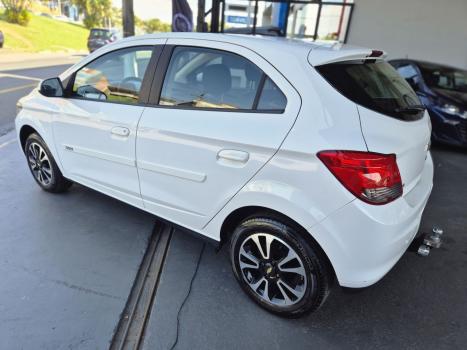 CHEVROLET Onix Hatch 1.4 4P FLEX LT, Foto 5