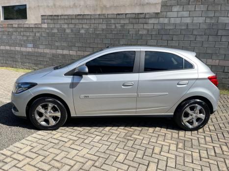 CHEVROLET Onix Hatch 1.4 4P FLEX LTZ, Foto 8