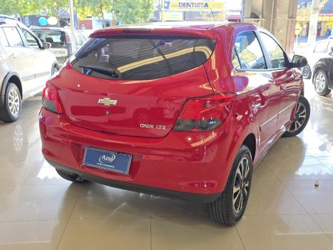 CHEVROLET Onix Hatch 1.4 4P FLEX LTZ, Foto 6