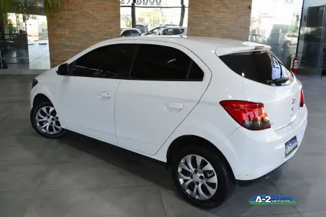 CHEVROLET Onix Hatch 1.4 4P FLEX LT, Foto 6