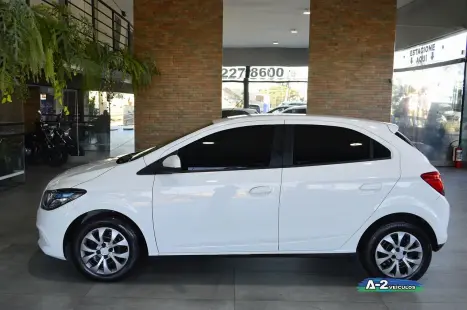 CHEVROLET Onix Hatch 1.4 4P FLEX LT, Foto 9