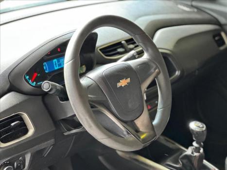 CHEVROLET Onix Hatch 1.4 4P FLEX LT, Foto 4