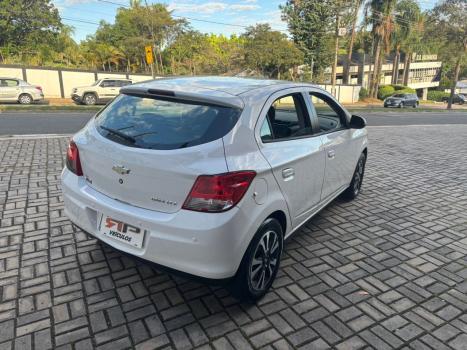 CHEVROLET Onix Hatch 1.4 4P FLEX LTZ, Foto 5