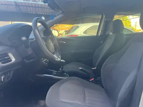 CHEVROLET Onix Hatch 1.4 4P FLEX LT, Foto 7