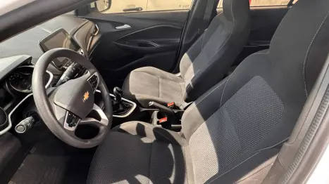 CHEVROLET Onix Hatch 1.0 4P FLEX LT, Foto 4