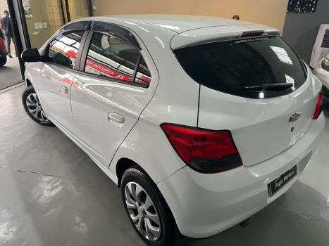 CHEVROLET Onix Hatch 1.4 4P FLEX LT, Foto 4