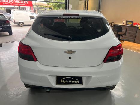 CHEVROLET Onix Hatch 1.4 4P FLEX LT, Foto 5