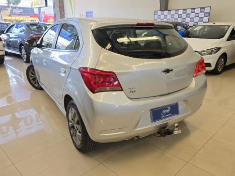 CHEVROLET Onix Hatch 1.0 4P FLEX JOY BLACK, Foto 4
