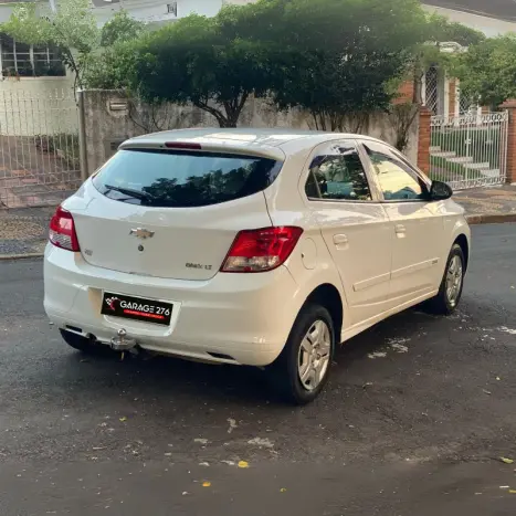 CHEVROLET Onix Hatch 1.0 4P FLEX LT, Foto 4