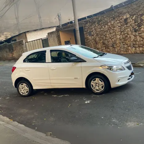 CHEVROLET Onix Hatch 1.0 4P FLEX LT, Foto 8