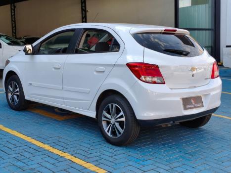 CHEVROLET Onix Hatch 1.0 4P FLEX LT, Foto 4