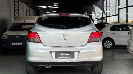 CHEVROLET Onix Hatch 1.4 4P FLEX LT, Foto 4