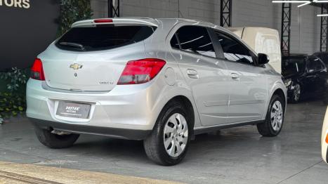 CHEVROLET Onix Hatch 1.4 4P FLEX LT, Foto 5