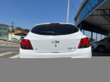 CHEVROLET Onix Hatch 1.4 4P FLEX LTZ, Foto 15