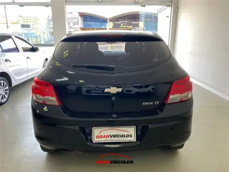 CHEVROLET Onix Hatch 1.0 4P FLEX LT, Foto 5