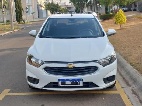 CHEVROLET Onix Hatch 1.4 4P FLEX LT, Foto 2