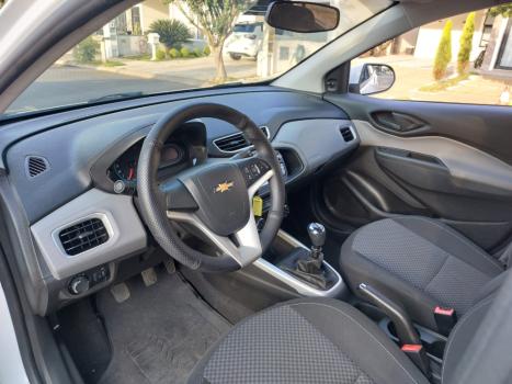 CHEVROLET Onix Hatch 1.4 4P FLEX LT, Foto 6