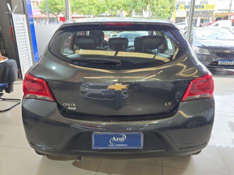 CHEVROLET Onix Sedan 1.0 4P FLEX LT, Foto 5