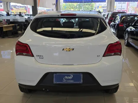 CHEVROLET Onix Sedan 1.0 4P FLEX LT, Foto 4