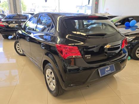 CHEVROLET Onix Sedan 1.0 4P FLEX LT, Foto 4