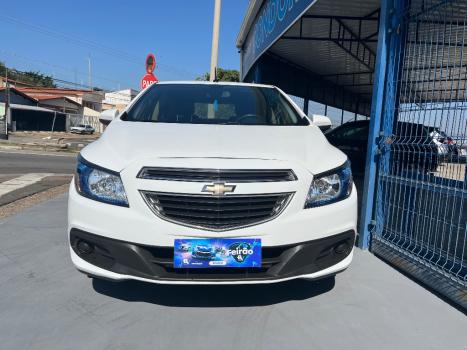 CHEVROLET Prisma 1.4 4P LT FLEX, Foto 2