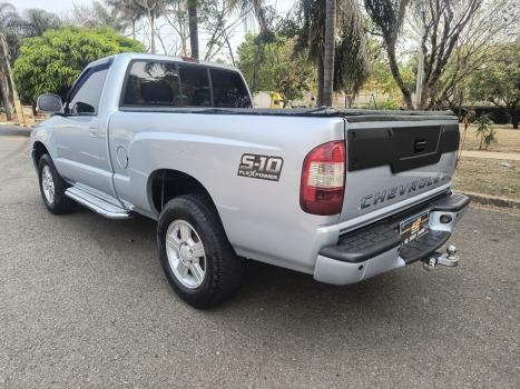 CHEVROLET S10 2.4 FLEX ADVANTAGE CABINE SIMPLES, Foto 5