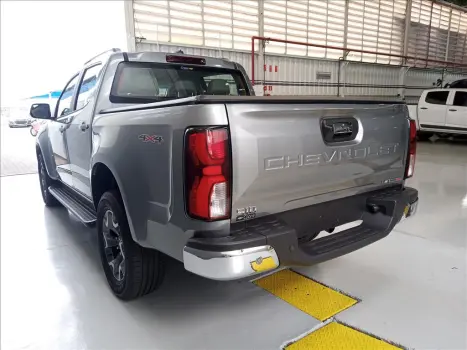 CHEVROLET S10 2.8 16V LTZ CABINE DUPLA 4X4 TURBO DIESEL AUTOMTICO, Foto 4