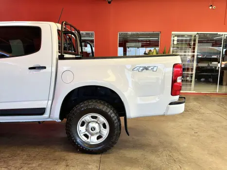 CHEVROLET S10 2.8 16V LS CABINE DUPLA 4X4 TURBO DIESEL, Foto 25