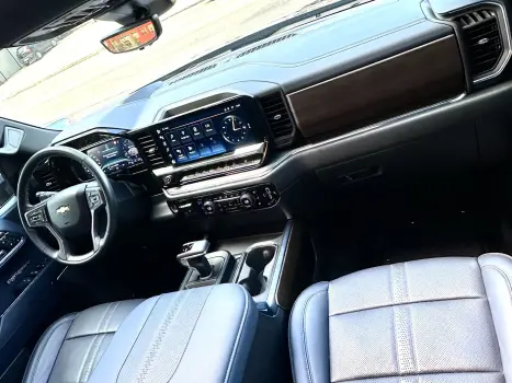 CHEVROLET Silverado 5.3 V8 1500 HIGH COUNTRY CABINE DUPLA 4X4 AUTOMTICO, Foto 9