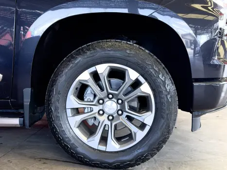 CHEVROLET Silverado 5.3 V8 1500 HIGH COUNTRY CABINE DUPLA 4X4 AUTOMTICO, Foto 14