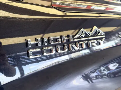 CHEVROLET Silverado 5.3 V8 1500 HIGH COUNTRY CABINE DUPLA 4X4 AUTOMTICO, Foto 16
