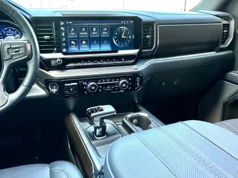 CHEVROLET Silverado 5.3 V8 1500 HIGH COUNTRY CABINE DUPLA 4X4 AUTOMTICO, Foto 26