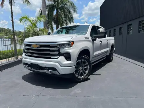 CHEVROLET Silverado 5.3 V8 1500 HIGH COUNTRY CABINE DUPLA 4X4 AUTOMTICO, Foto 2