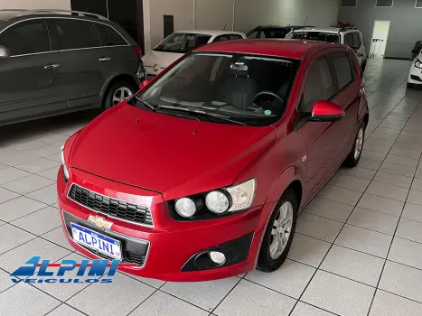 CHEVROLET Sonic Hatch , Foto 1