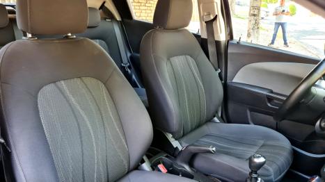 CHEVROLET Sonic Hatch 1.6 16V 4P LT FLEX, Foto 12