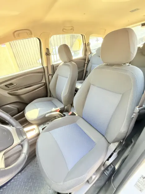 CHEVROLET Spin 1.8 4P FLEX ACTIVE7 7 LUGARES AUTOMTICO, Foto 3