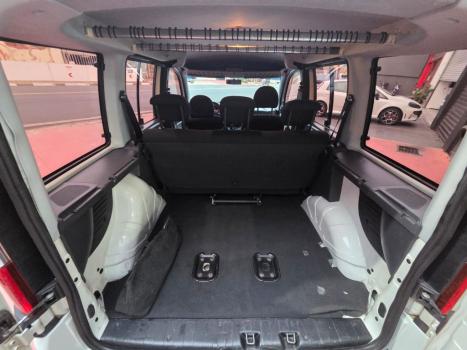 FIAT Doblo 1.4 4P FLEX ATTRACTIVE, Foto 12