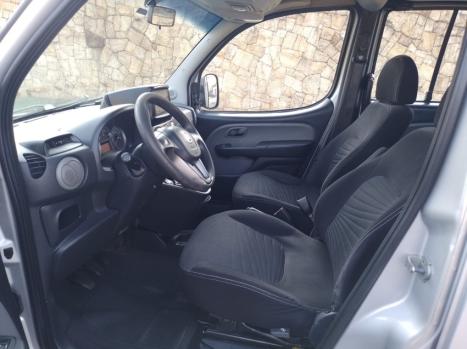 FIAT Doblo 1.8 16V 4P FLEX ESSENCE 7 LUGARES, Foto 5