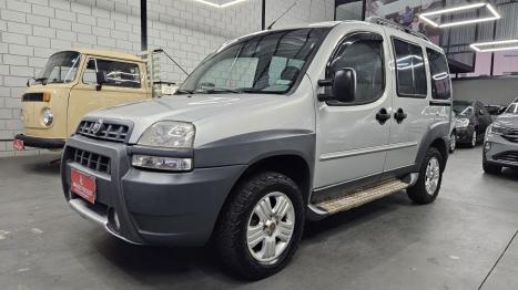 FIAT Doblo 1.8 4P FLEX ADVENTURE 6 LUGARES, Foto 2