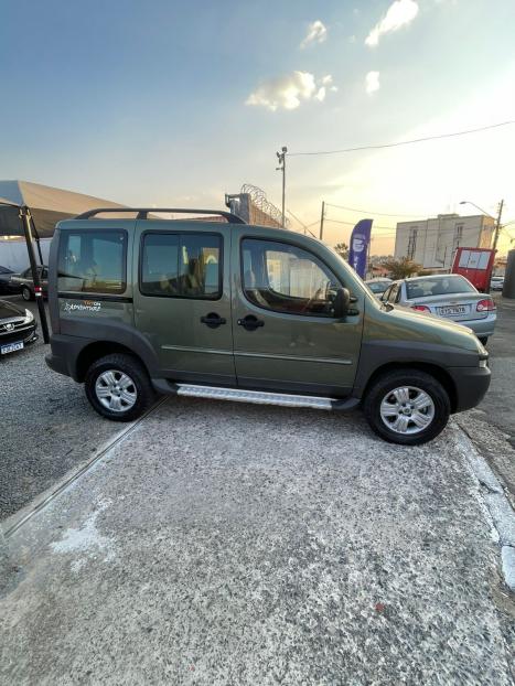 FIAT Doblo 1.8 4P FLEX ADVENTURE TRY-ON, Foto 4