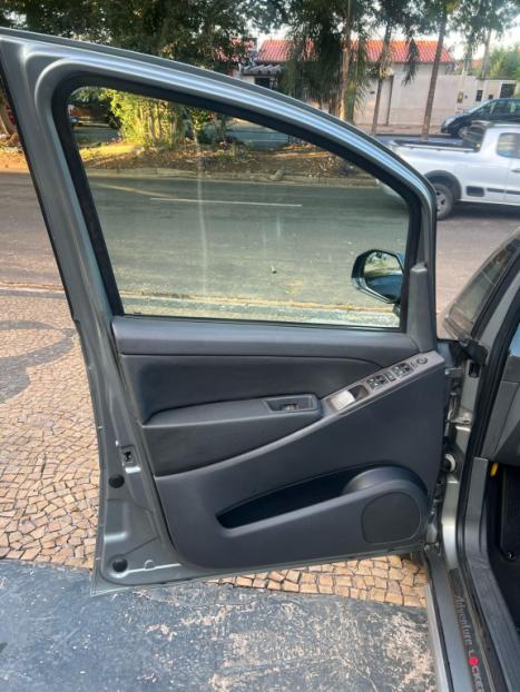 FIAT Idea 1.8 16V 4P ADVENTURE FLEX, Foto 7