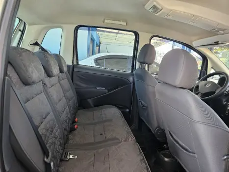 FIAT Idea 1.8 4P ADVENTURE FLEX, Foto 10