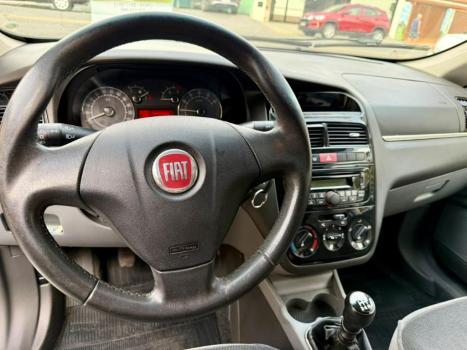 FIAT Linea 1.8 16V 4P FLEX ESSENCE, Foto 6