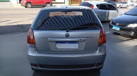 FIAT Palio 1.8 4P HLX, Foto 2
